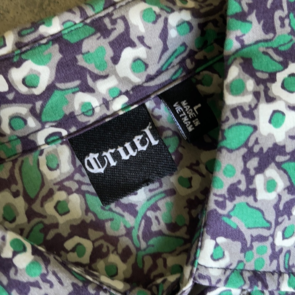 “Cruel” button down - Picture 2 of 3